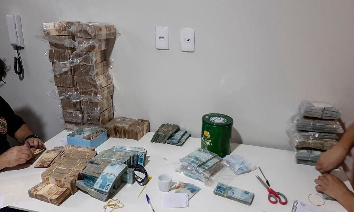 Polícia Federal deflagra operação “Caixa Forte 2” no Amazonas