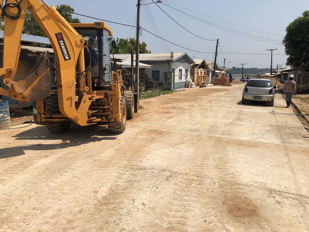 Obra do sistema viário de Novo Airão entra em fase final