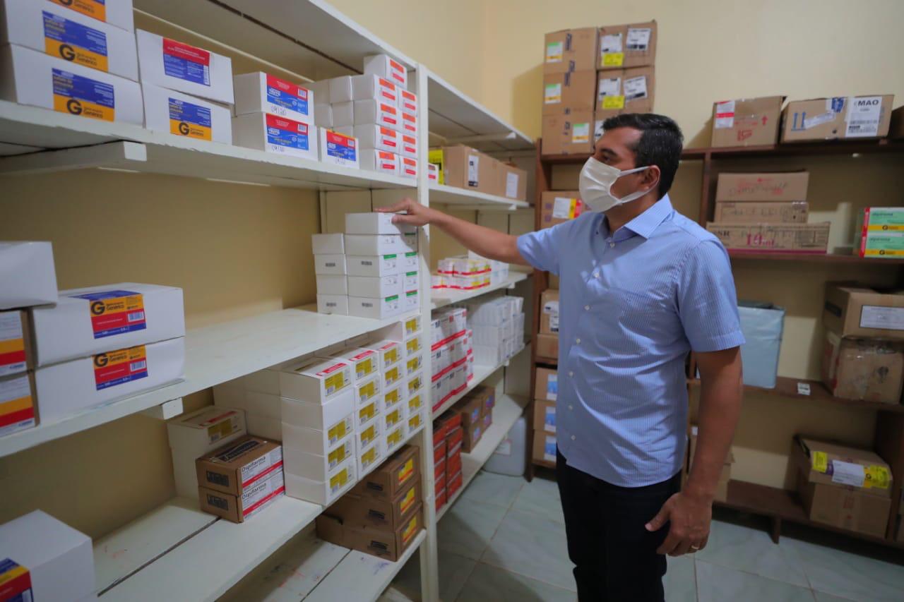 Governo inaugura central de medicamentos em Carauari