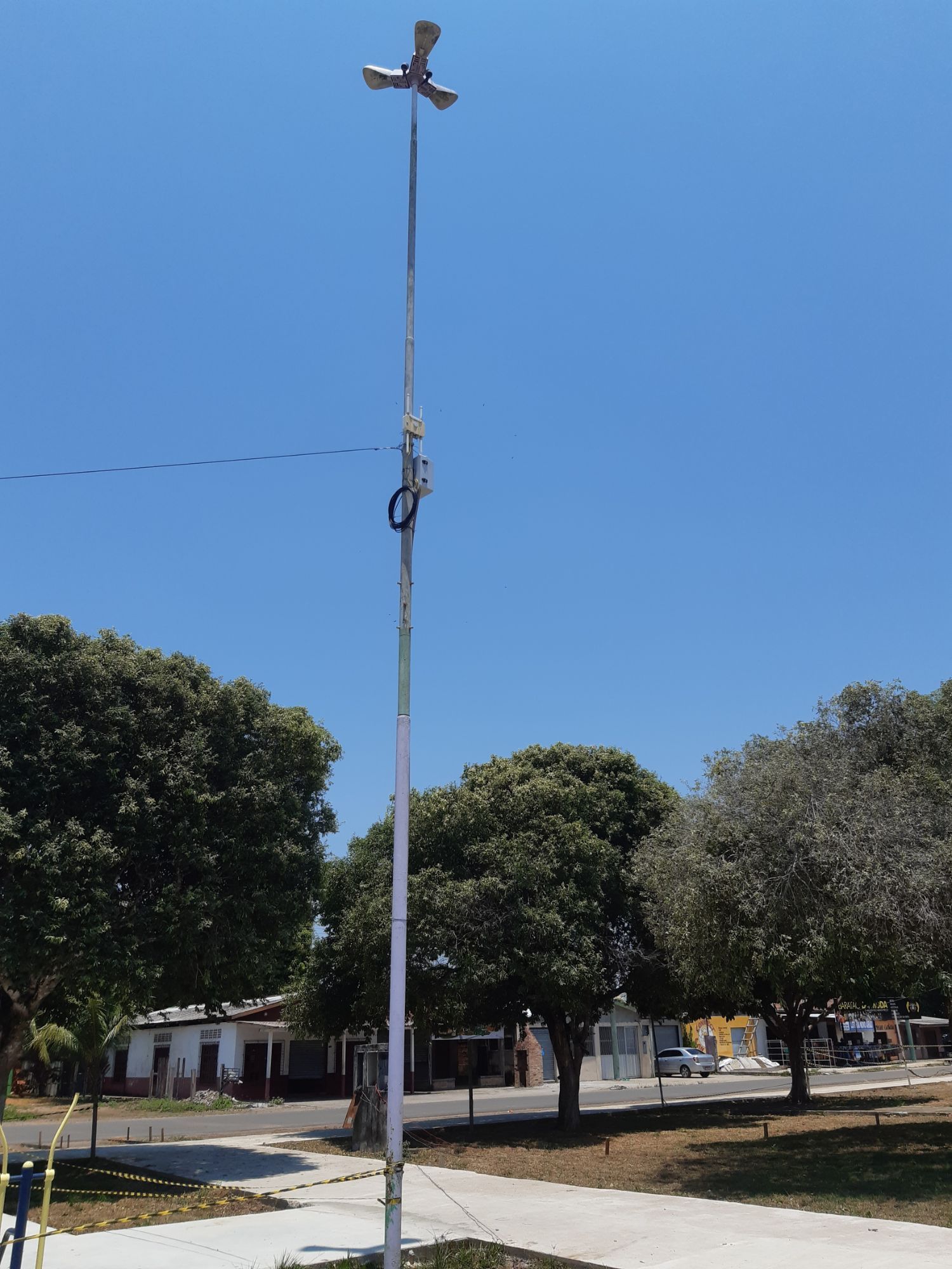 Novo Airão recebe sinal de Internet do Amazônia Conectada