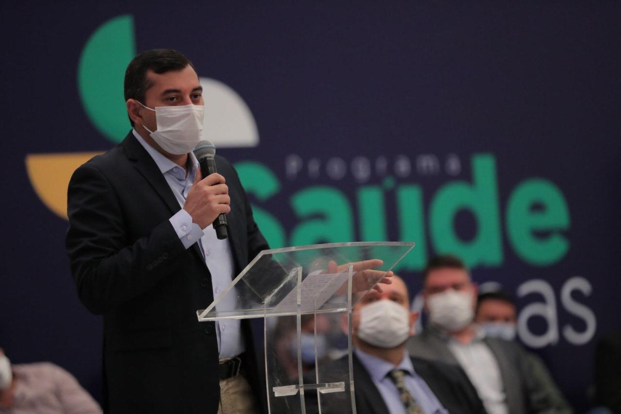 Wilson assina decreto para dar mais transparência às filas da saúde