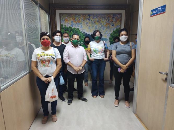 Seduc diz que manifestantes ficaram por livre e espontânea vontade na sede