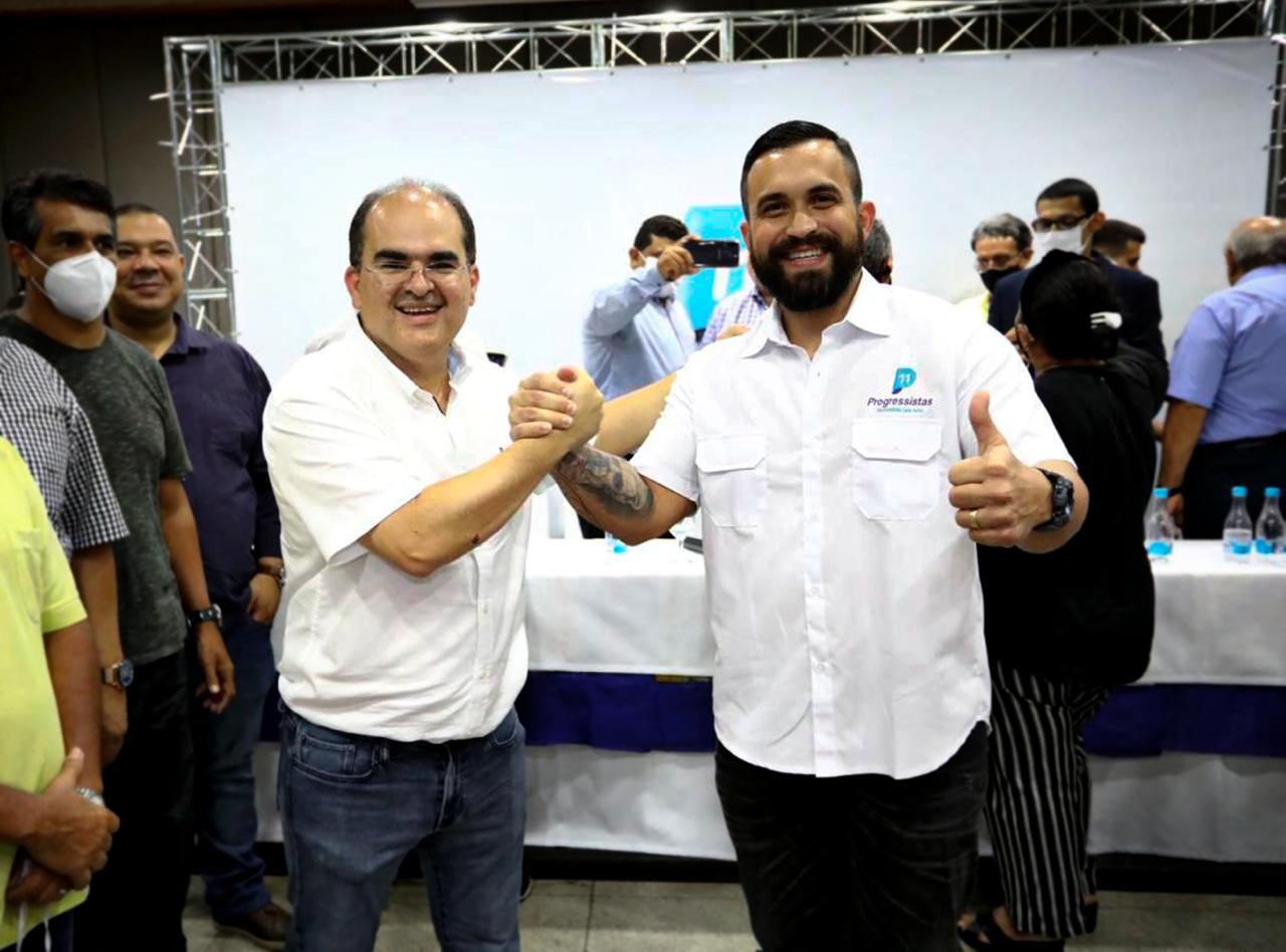 Ricardo Nicolau anuncia médico George Lins como vice