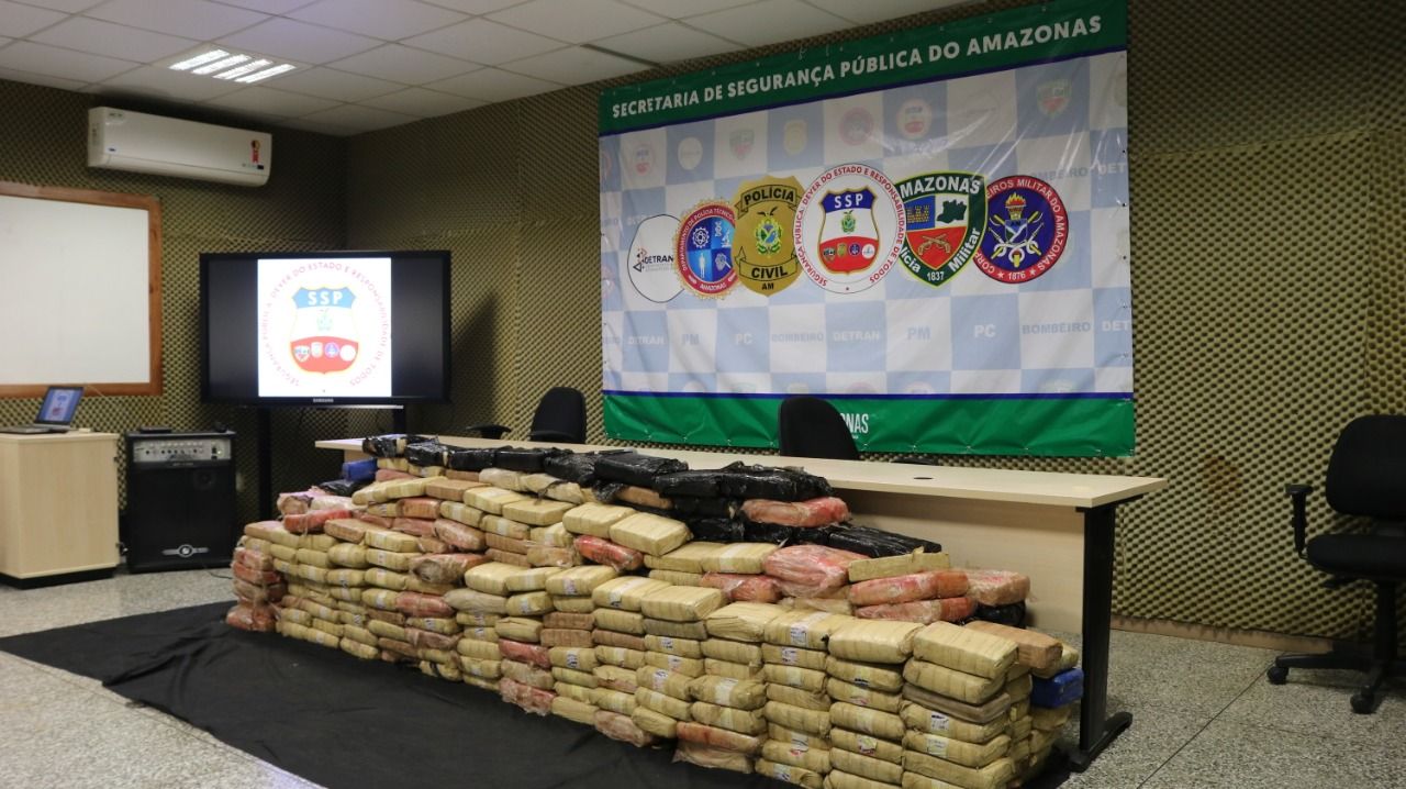 Operação apreende meia tonelada de maconha avaliada em R$2,5 milhões no AM