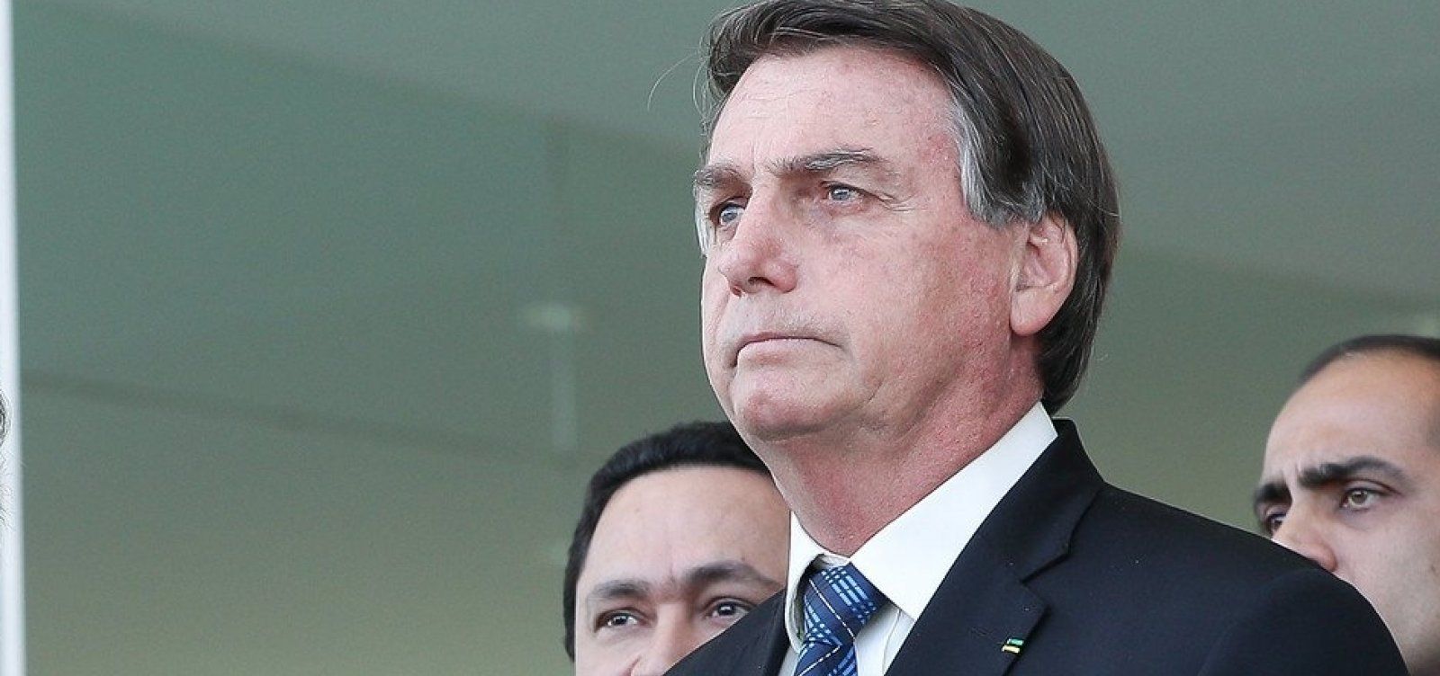 Ninguém pode obrigar ninguém a tomar vacina, diz Bolsonaro