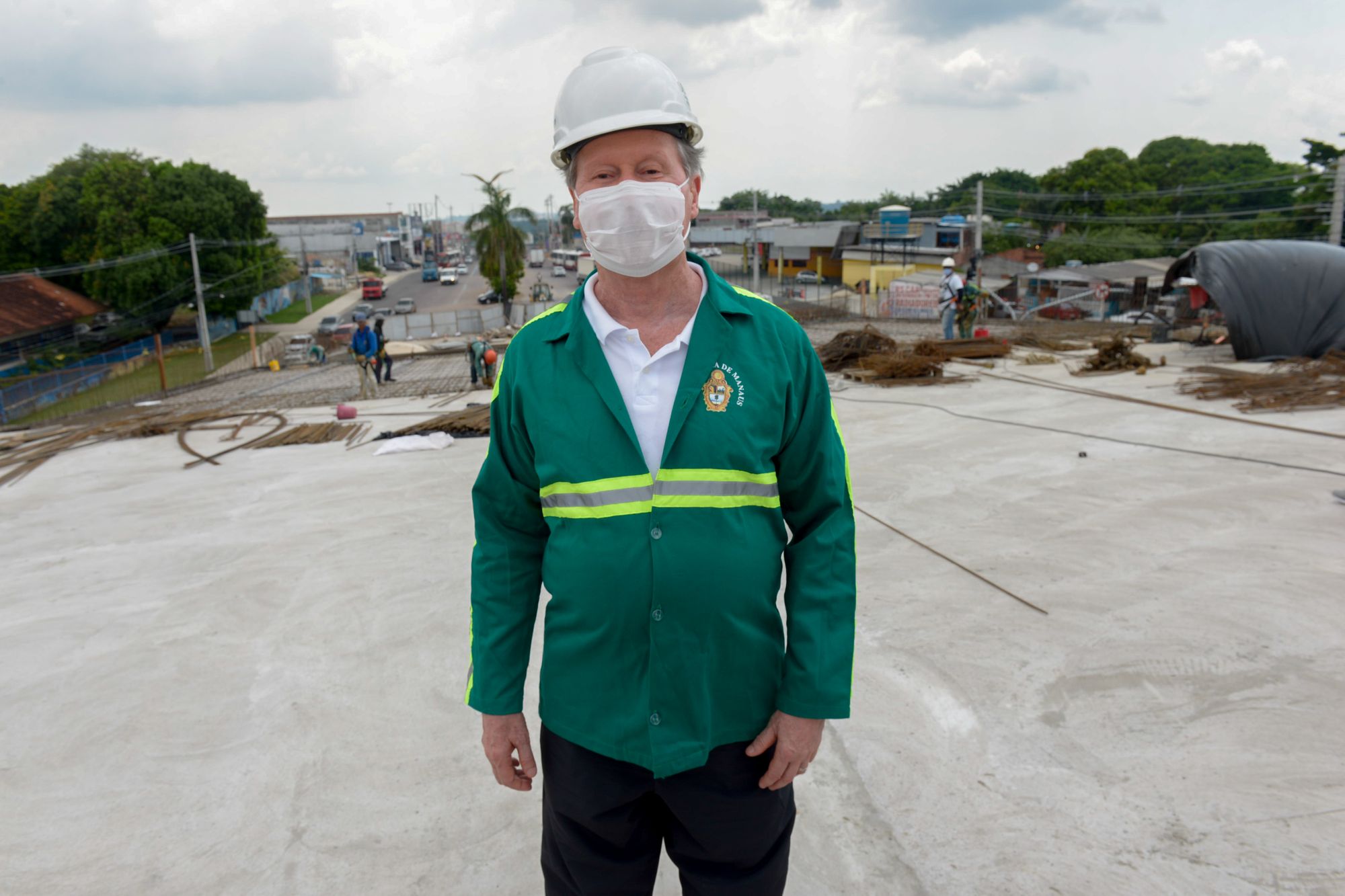 Arthur anuncia antecipação do salário de outubro em comemoração ao ‘Dia do Servidor’