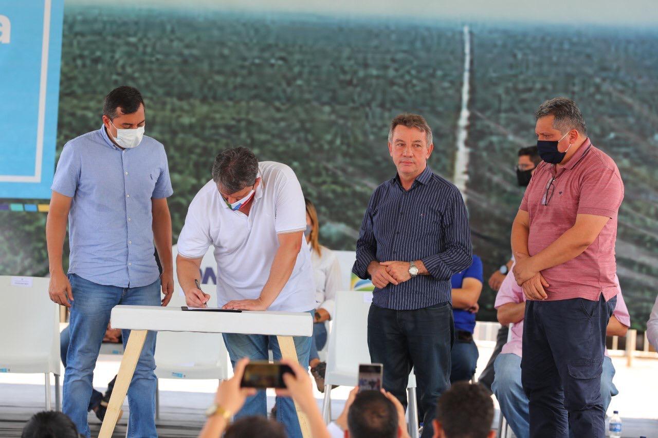 Governo assina ordem de serviço de obras na BR-319