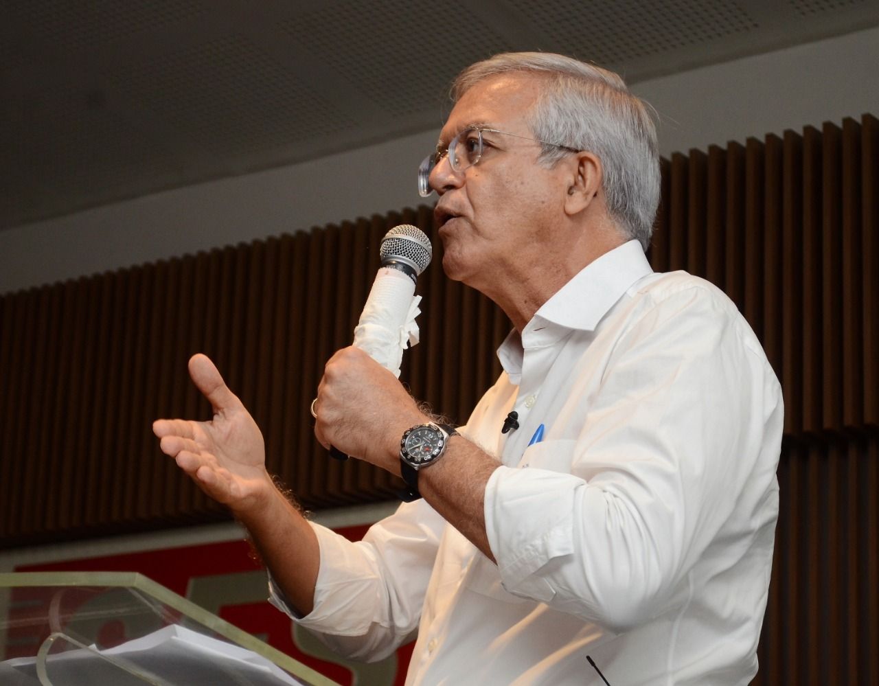 Romero Reis testa positivo para Covid-19