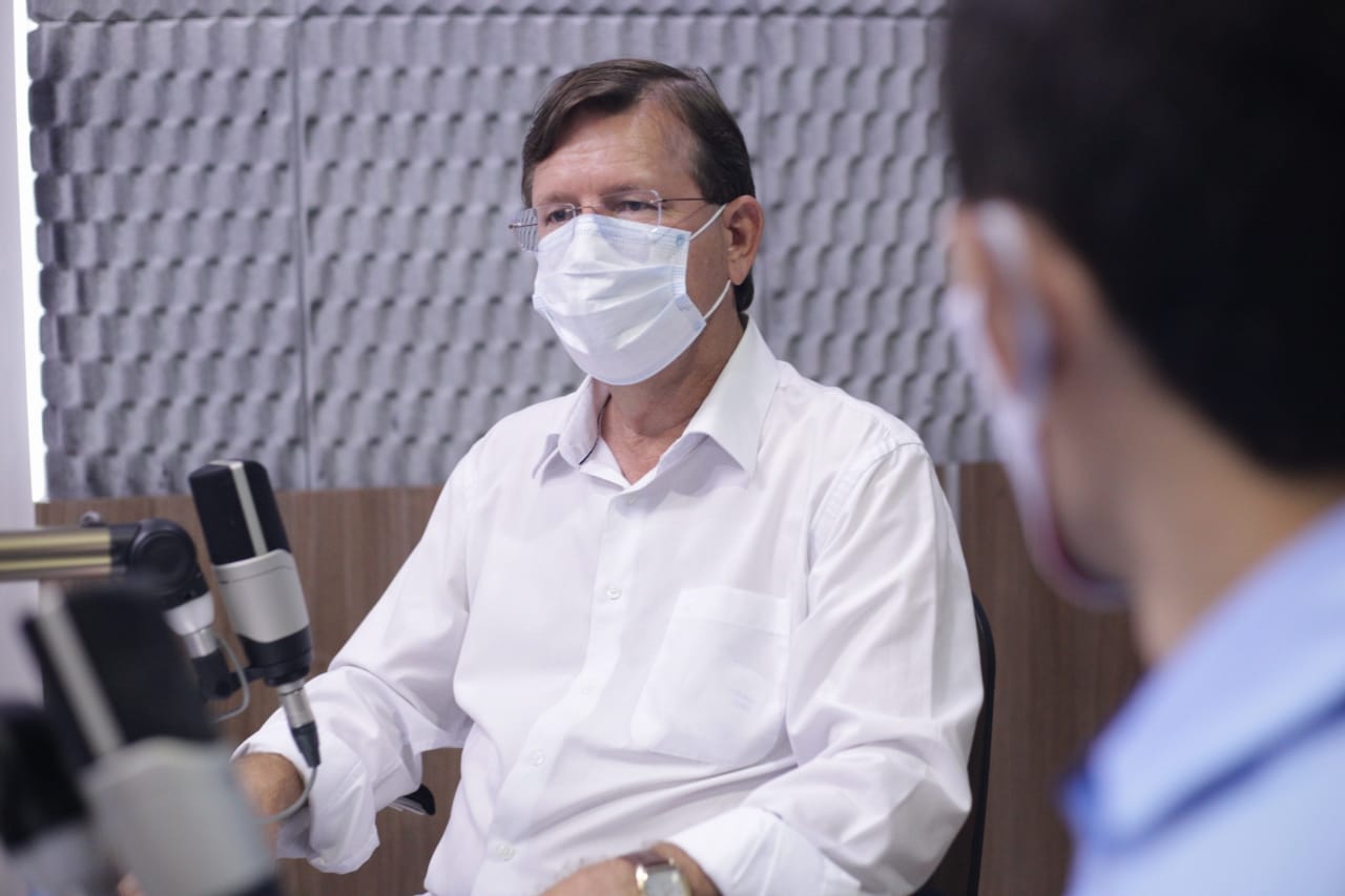 Zé Ricardo propõe tarifa de ônibus de R$ 1 para estudantes