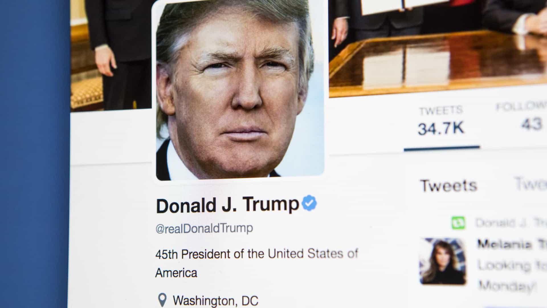 Twitter põe alerta de conteúdo incorreto em publicação de Trump sobre voto por correio