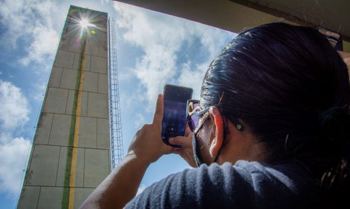Apagão no Amapá: energia é retomada em algumas regiões