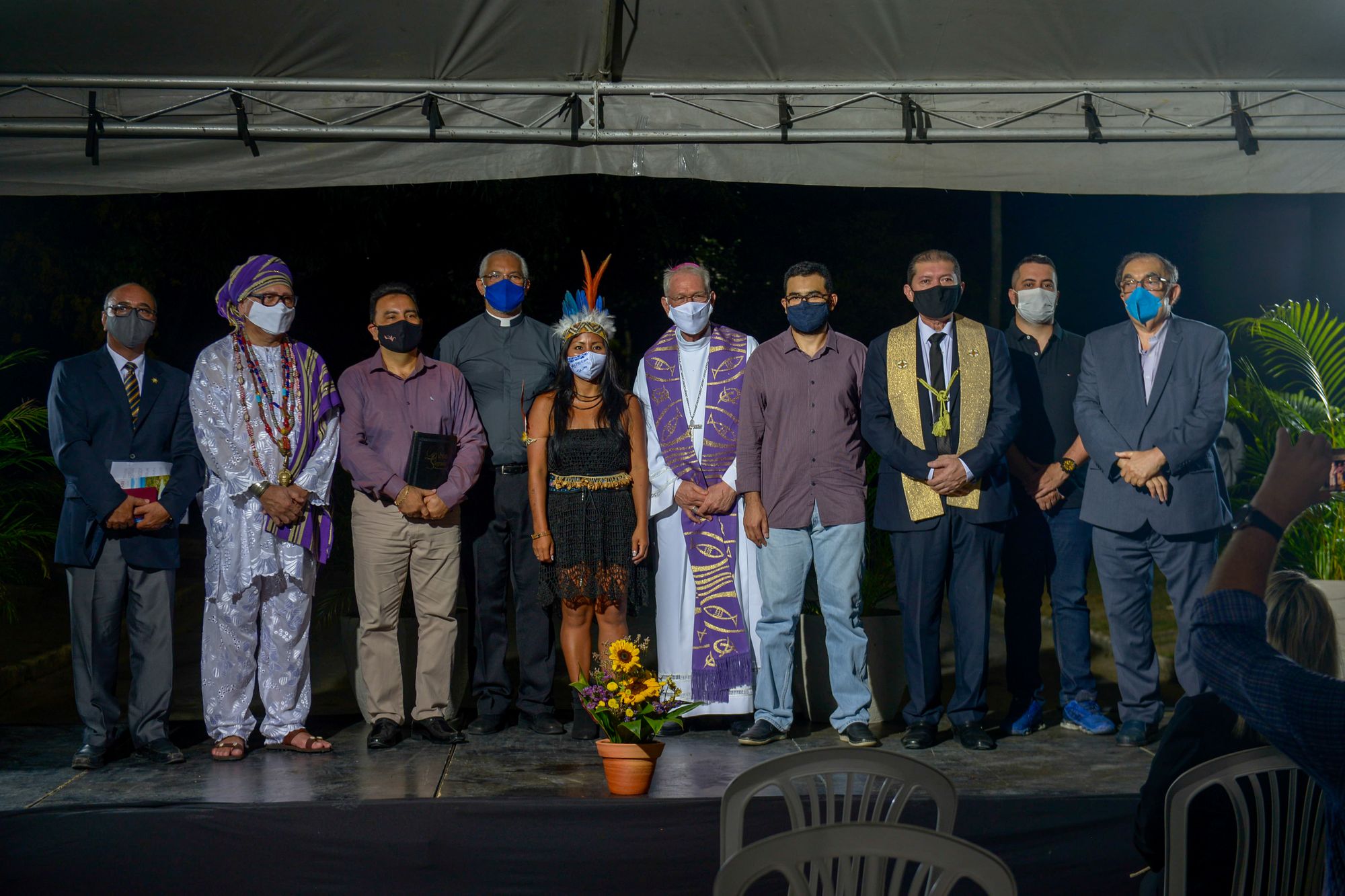 Live ‘Momento de Oração’ reúne religiões, homenageia vítimas da Covid-19 e alcança mais de 17 mil pessoas