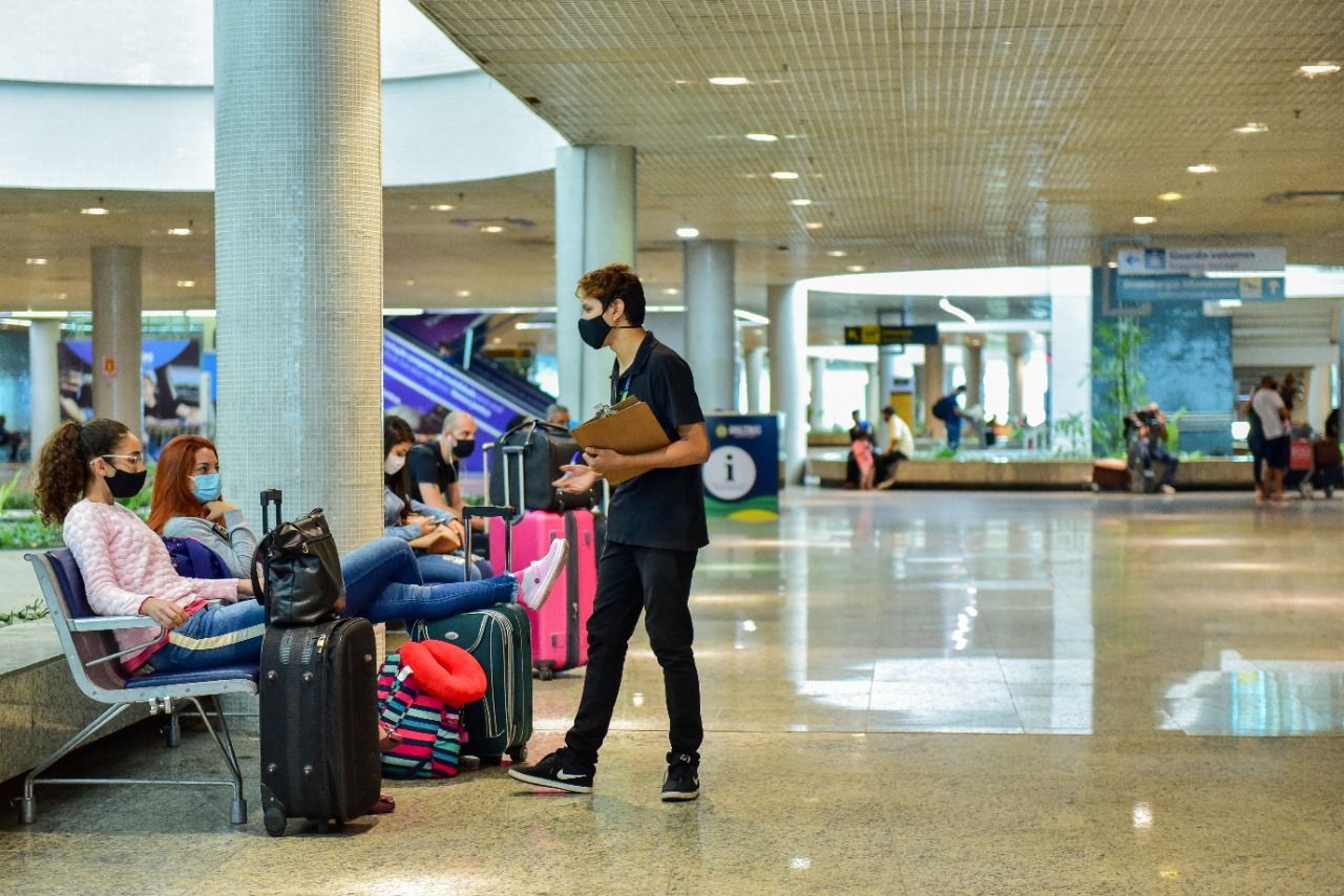 Pesquisa diz que 92% dos turistas que vêm ao AM têm a intenção de retornar