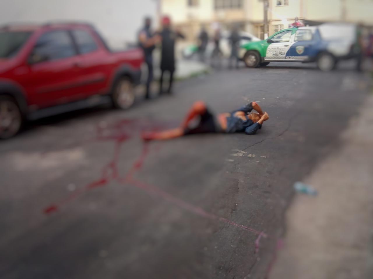 Policial reage e atira em suspeito de assalto no São Geraldo