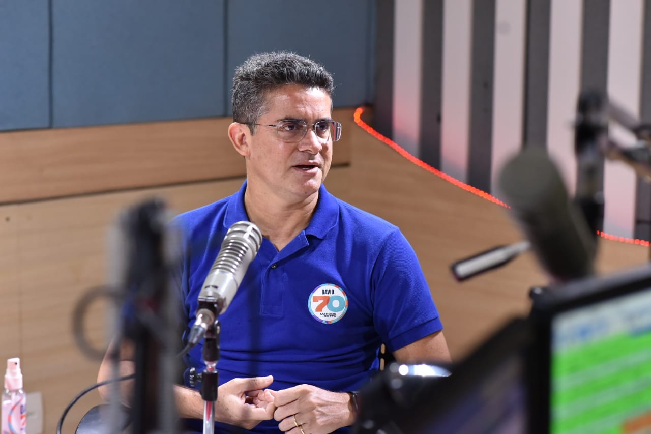 Justiça Eleitoral derruba fake news de Coronel Menezes contra David Almeida