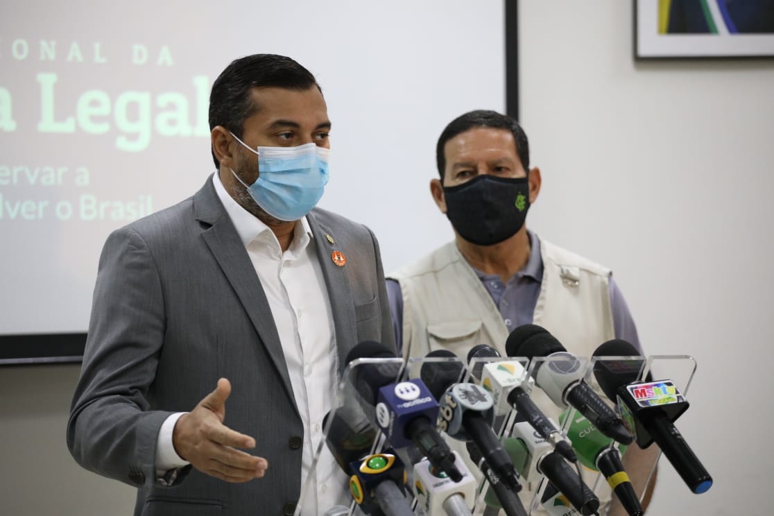 Ao lado do vice-presidente, Wilson afirma que proteção da floresta e do cidadão é prioridade