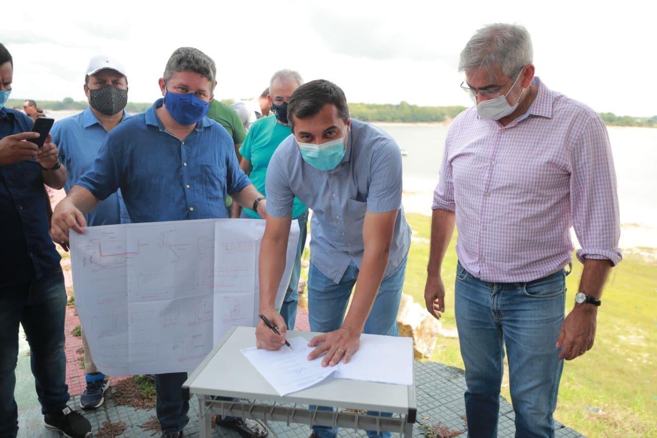 Wilson Lima anuncia obra de recuperação na orla de Nhamundá