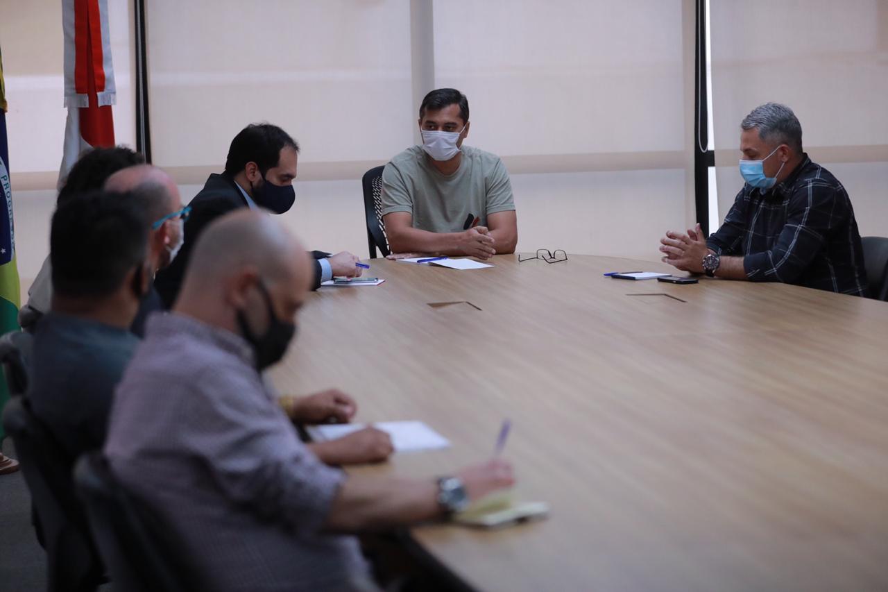 Wilson autoriza reabertura parcial de flutuantes