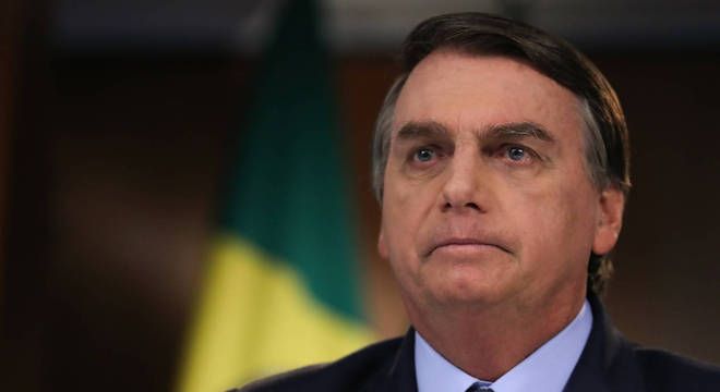 ‘Tem que deixar de ser um país de maricas’, diz Bolsonaro sobre combate à Covid-19