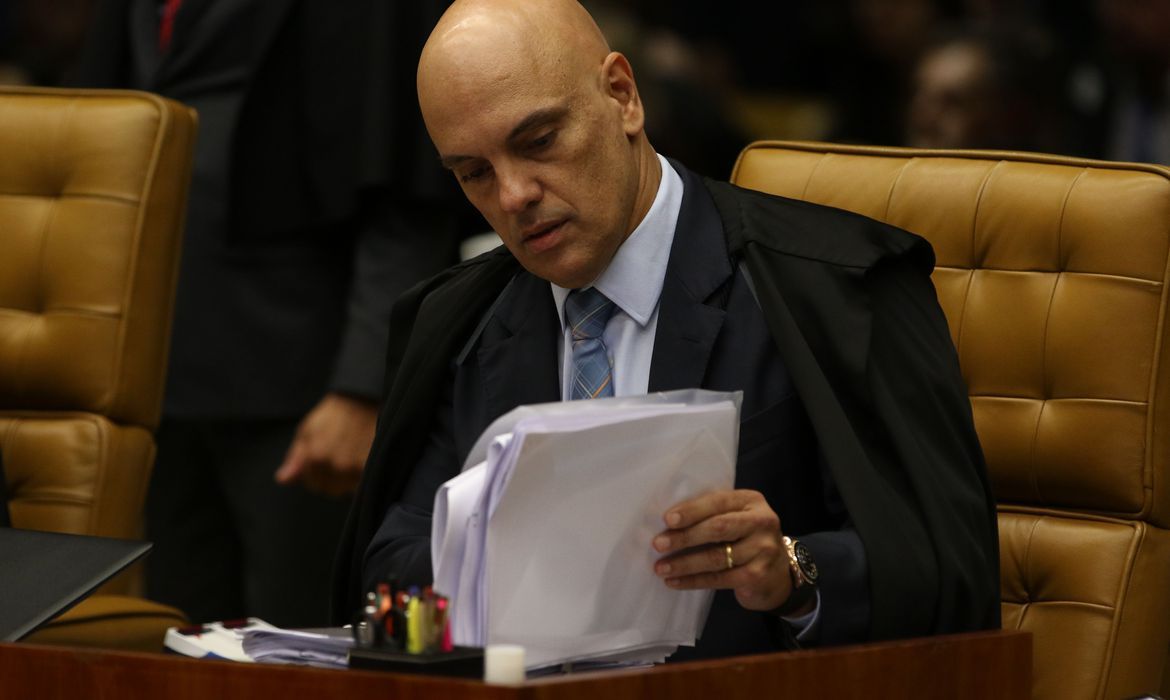Ministro do STF, Alexandre de Moraes está com covid-19