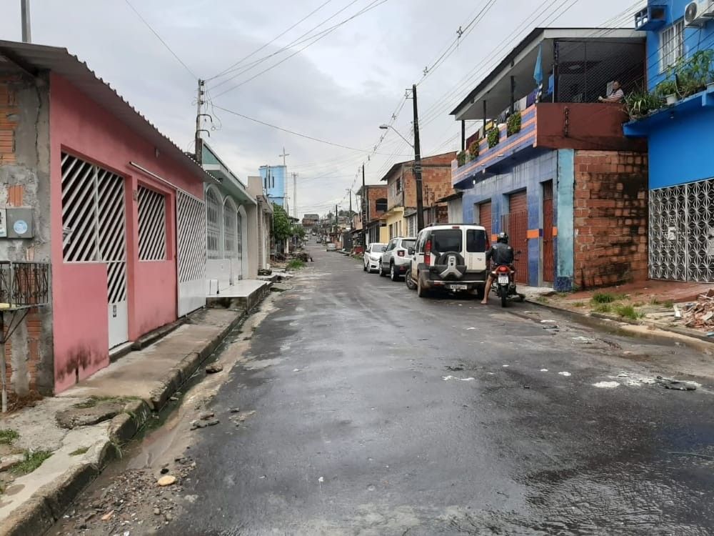 Estudante morre após correr de assaltantes em Manaus