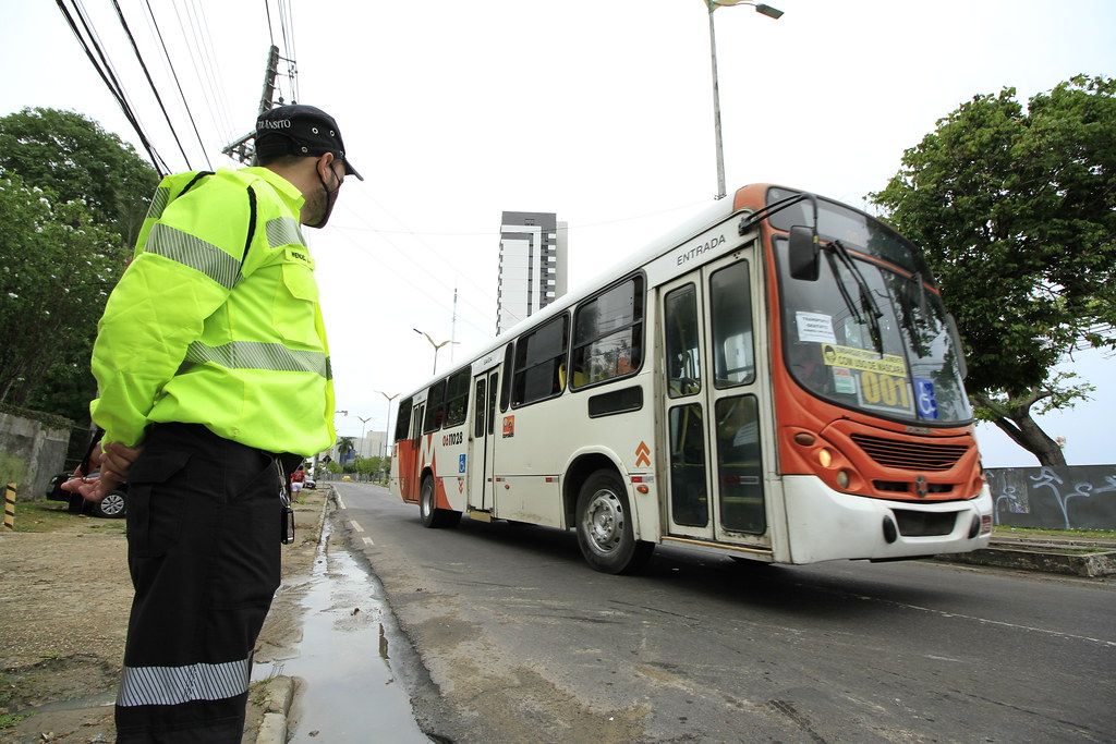 Prefeitura garante gratuidade em ônibus neste domingo