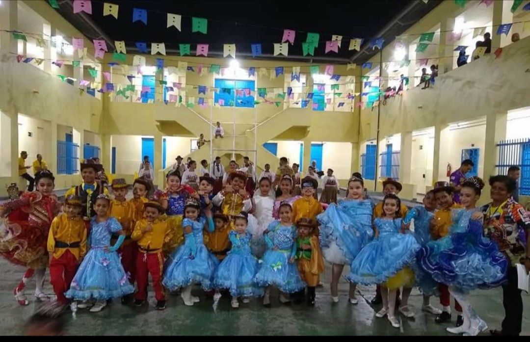 Professora mantém viva a tradição das quadrilhas em Petrópolis
