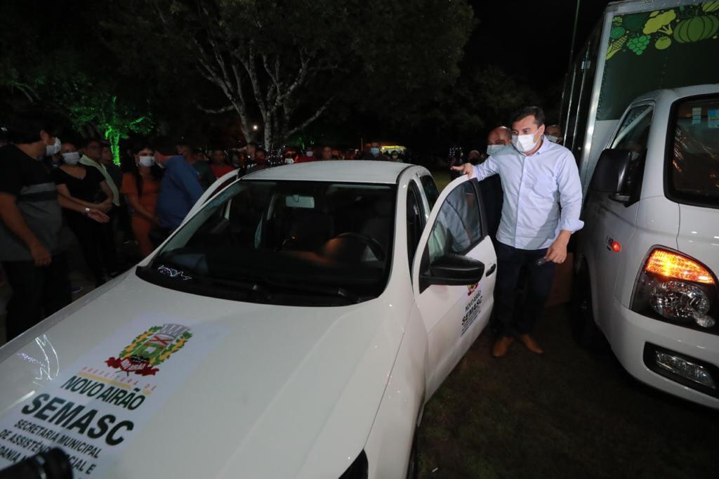 Wilson entrega implementos agrícolas para impulsionar setor primário de Novo Airão