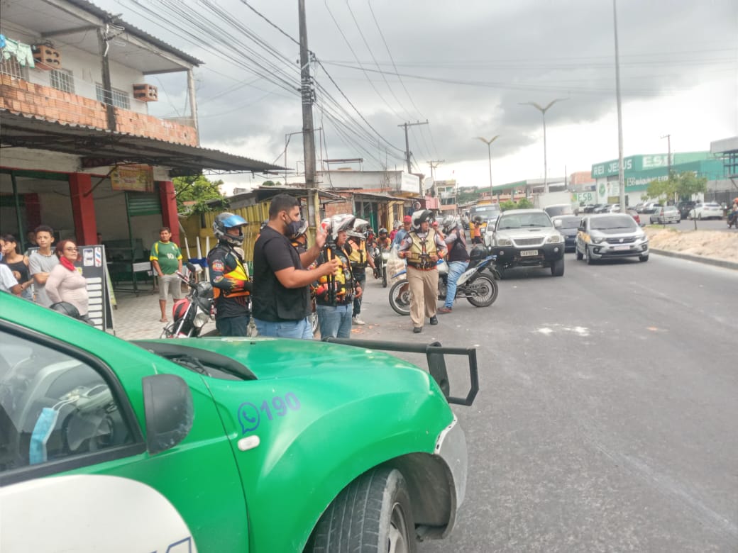 Suspeito de assalto a motorista é espancado pela população