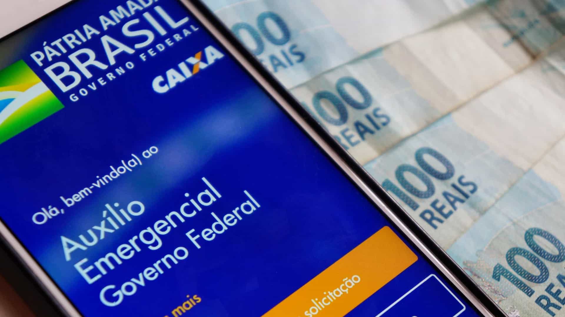 Caixa paga auxílio emergencial para nascidos em outubro