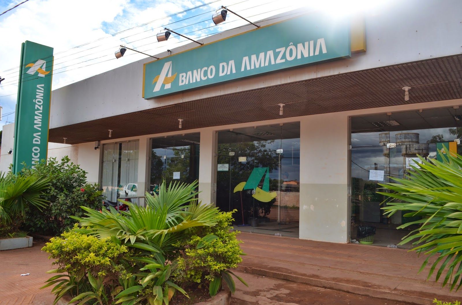 Banco da Amazônia começa campanha de solidariedade em Manaus