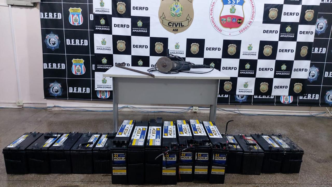 Trio é preso por furto de baterias em Manaus