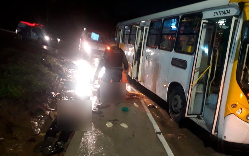Suspeito de assalto morre após ser espancado durante assalto a ônibus