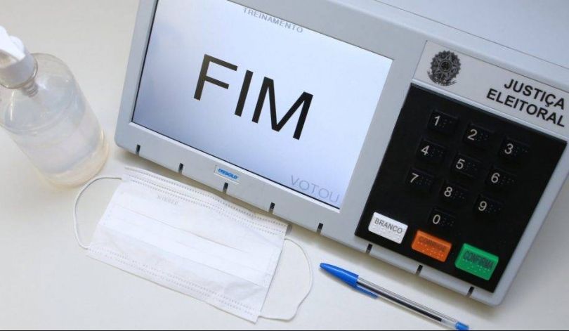 Eleitores de Macapá vão às urnas para eleger prefeito e vereadores