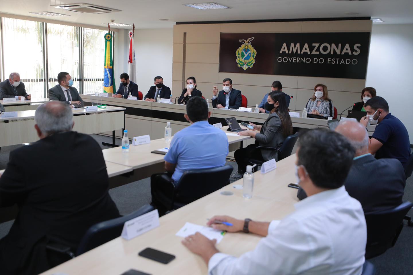 Novo decreto fecha comércio e restaurantes em Manaus