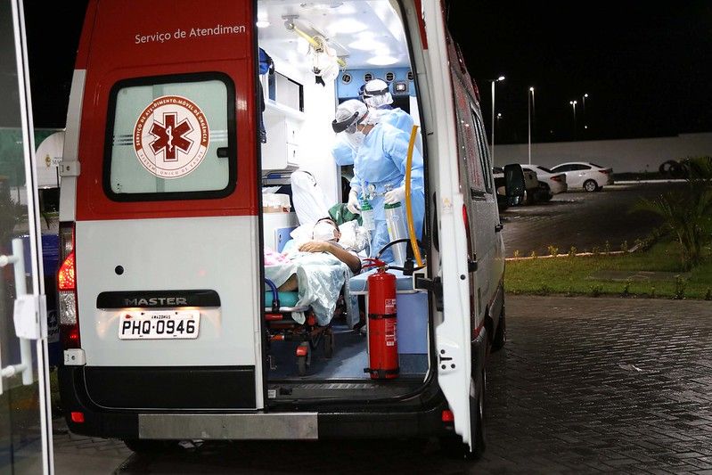 Amazonas vai transferir 235 pacientes com Covid-19 para tratamento em outros estados