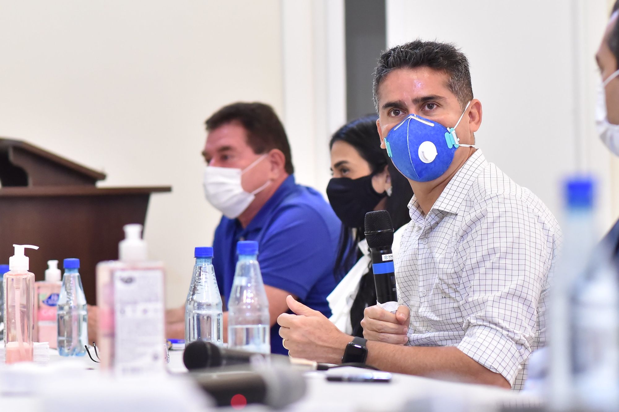 David Almeida decreta situação de emergência e determina medidas contra a Covid-19