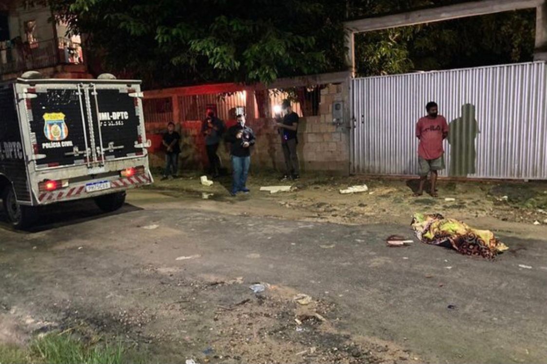 Casal executa homem a tiros por casal no Monte Sião