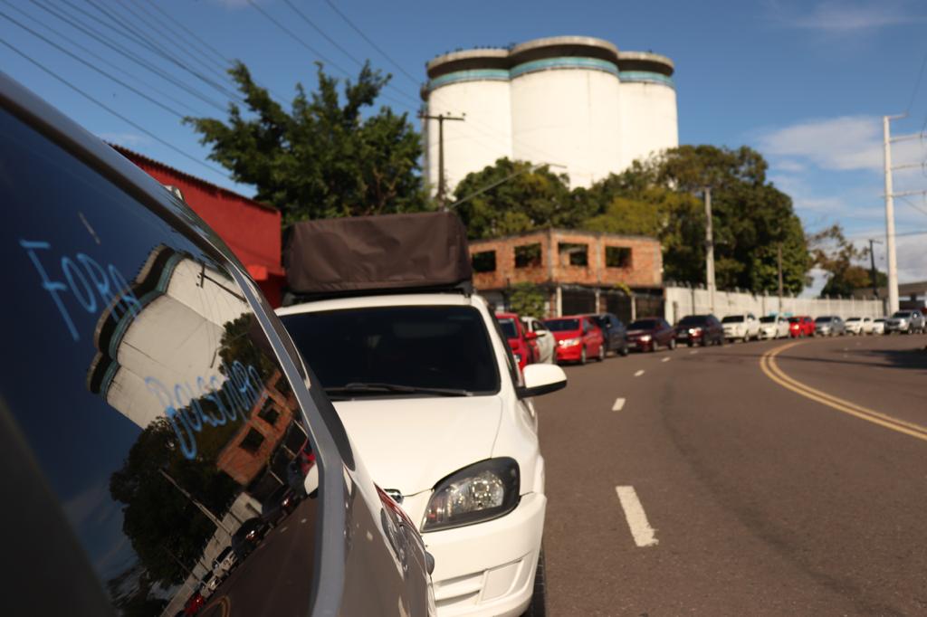 Manifestação responsabiliza poder público por mortes durante a pandemia no Amazonas