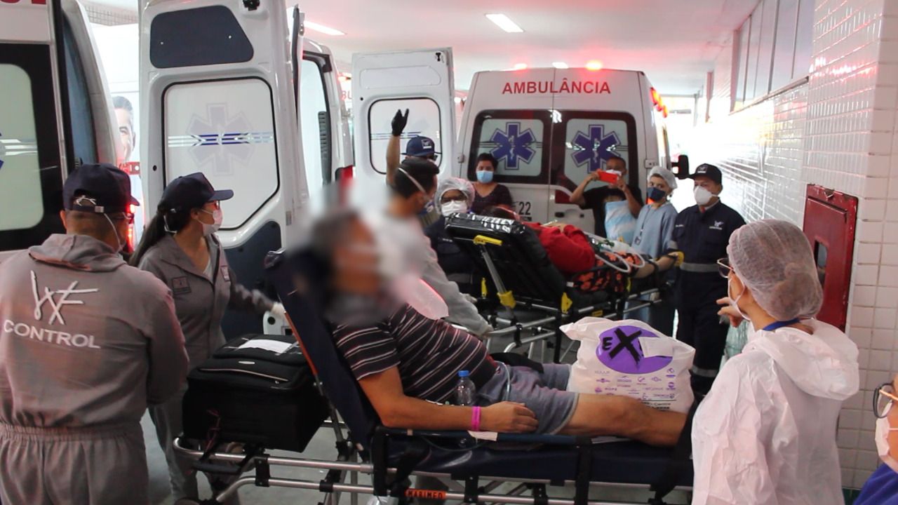 Amazonas transfere 14 pacientes com Covid-19 para Natal