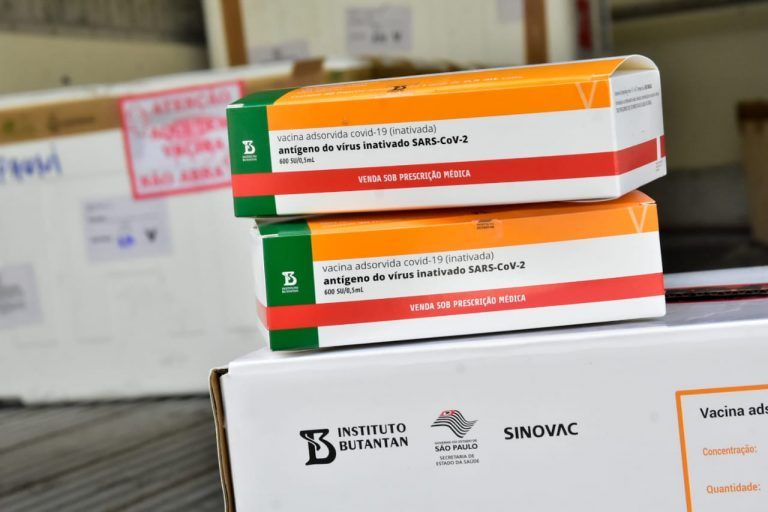 'Quem furou fila em Manaus não terá direito à segunda dose', decide juíza Jaiza Fraxe