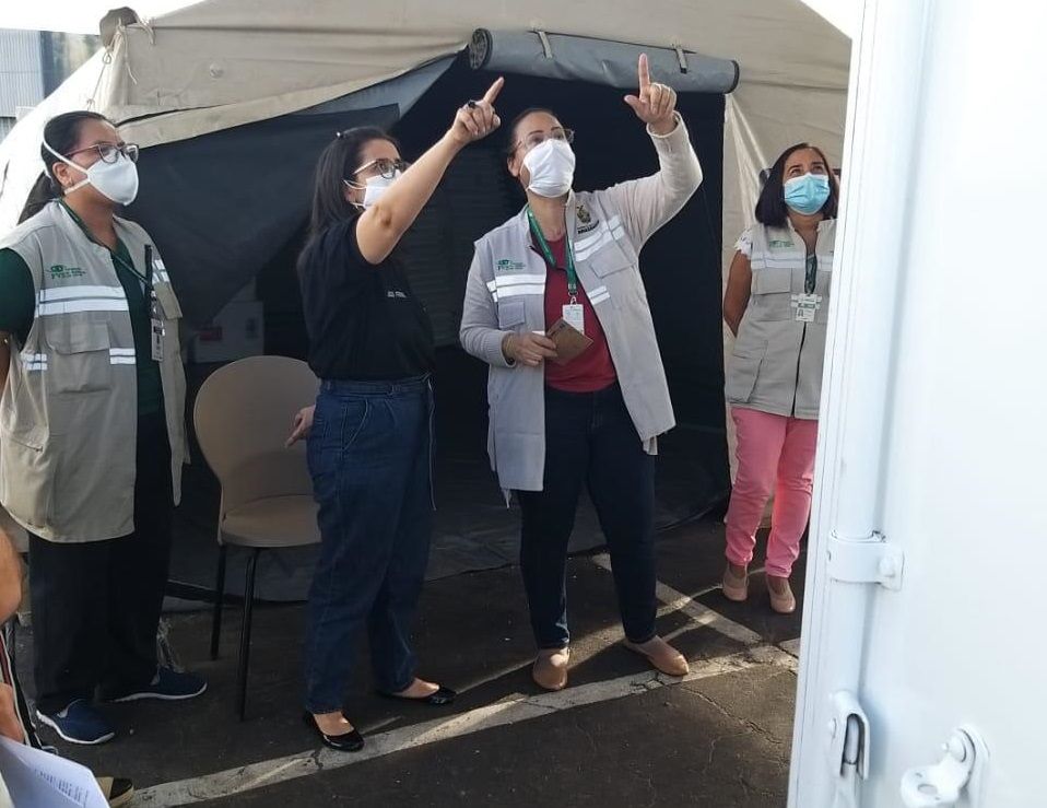 FVS-AM apresenta à Justiça Federal estrutura onde está armazenado estoque de vacina