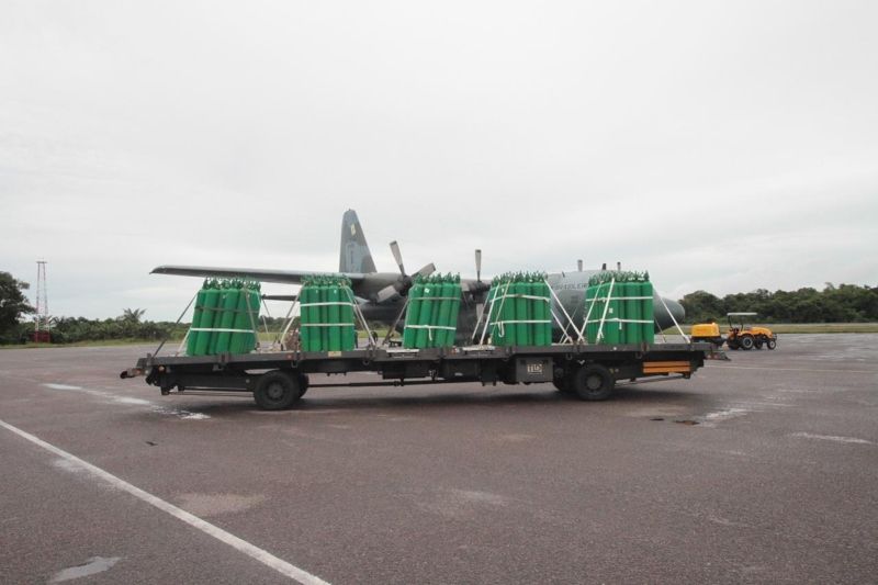 Governo reforça a rede hospitalar com mais 24,5 toneladas de oxigênio