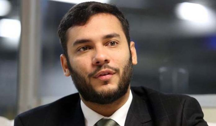 Platiny reaparece como subsecretário de esportes em Manaus