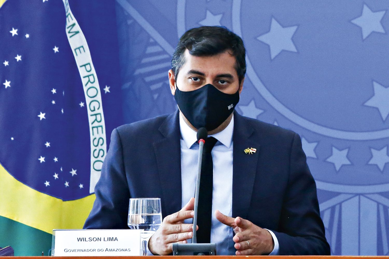 Governadores querem comprar vacina direto com laboratórios