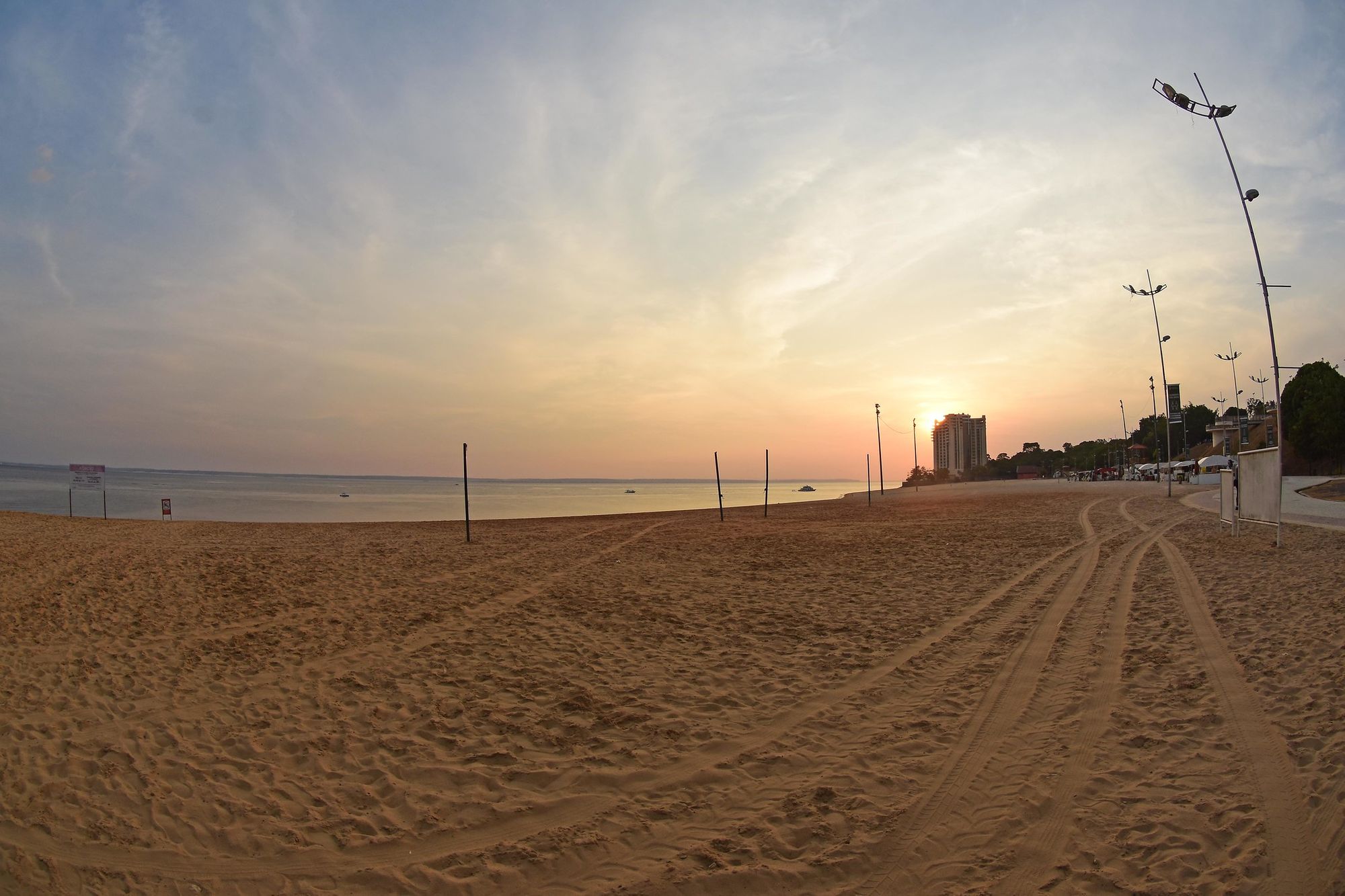 Ponta Negra segue interditada até o dia 28 de fevereiro
