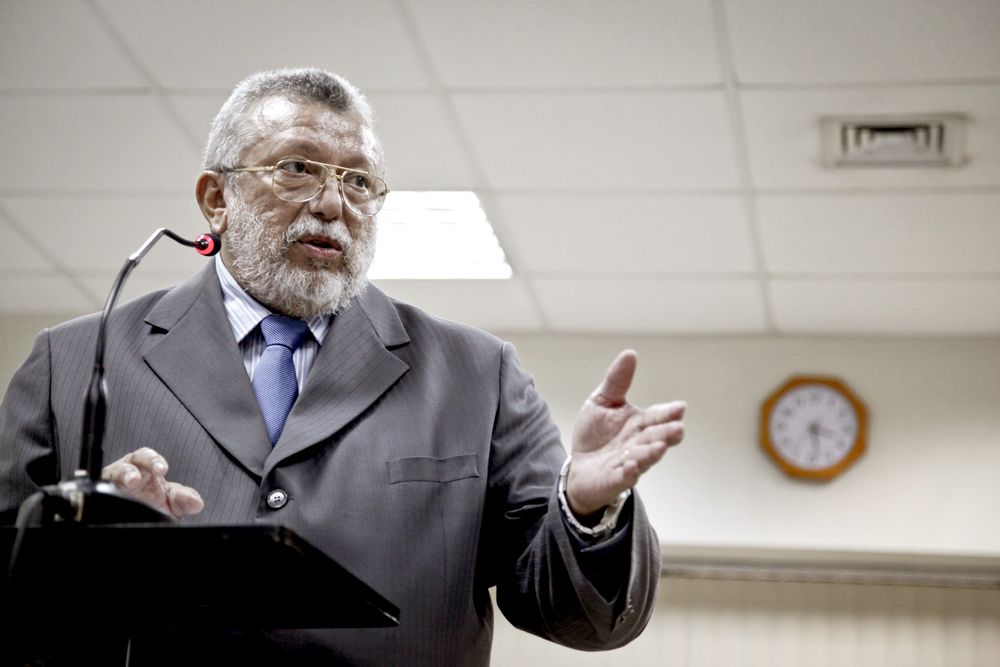 Roberto Cidade lamenta o falecimento do desembargador Aristóteles Thury