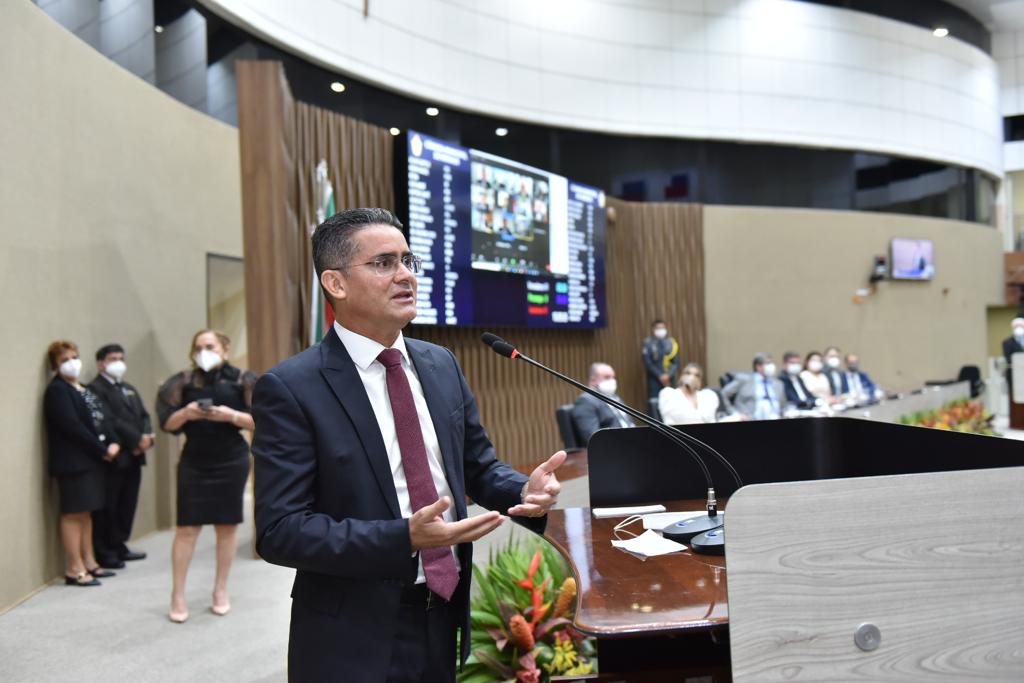 Na CMM, David diz que até março pessoas da faixa etária de 60 anos serão vacinadas