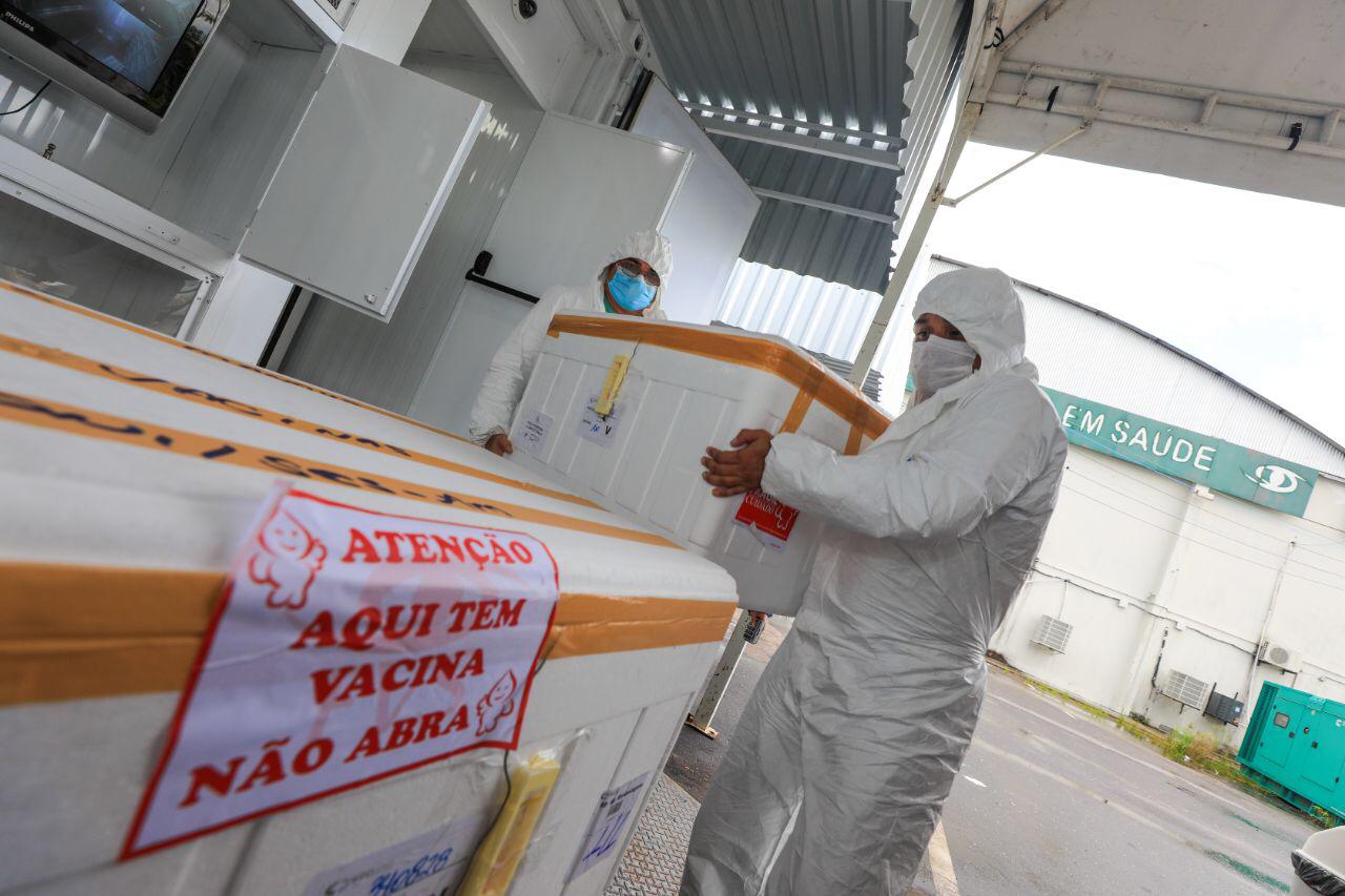 Amazonas já distribuiu mais de meio milhão de doses de vacinas aos municípios