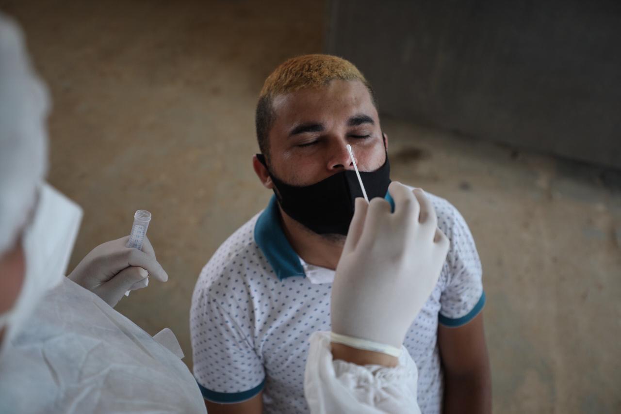 Estudo pioneiro identificará impacto de variante P1 no Amazonas